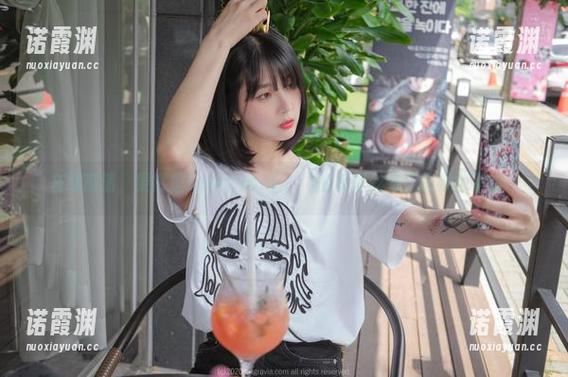 在线高清，果然是Jang Joo(장주)的裤里丝啊！这视角不错。